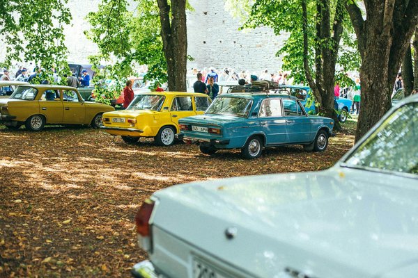 "Défis et Solutions de la Mobilité des Aînés : Un Guide Essentiel";95 "Les Avancées Révolutionnaires dans les Technologies de Peinture et Revêtement